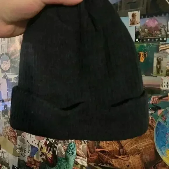 NWT Champion Beanie New With Tag - Picture 3 of 3